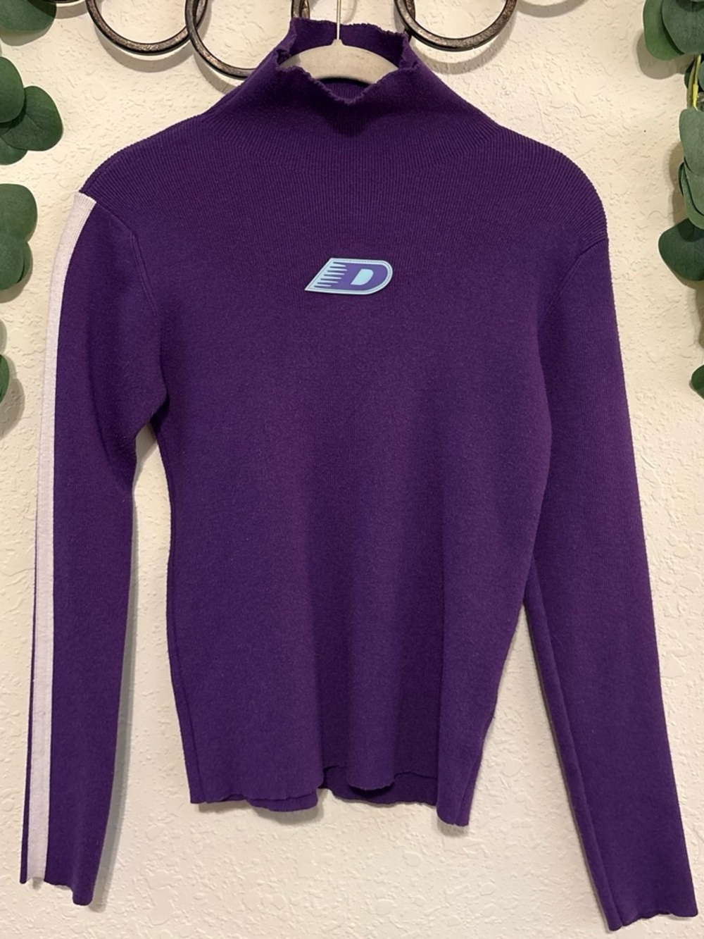 90s/Y2K Style Purple Grunge Logo Mockneck Sweater✨